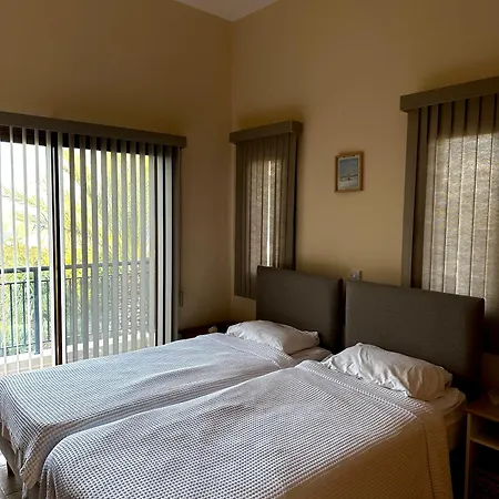Seaview Daria Villa
